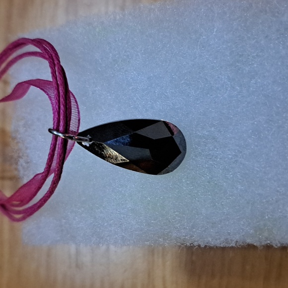 After Dark Crystal Marquise Necklace - Picture 6 of 6